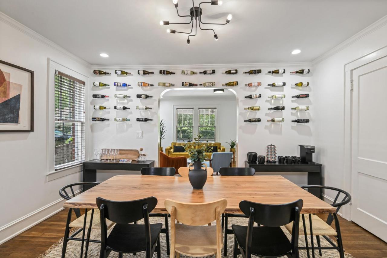 Sun Lit Bungalow With Good Vibes And Lots Of Wine - Designedbydom アトランタ エクステリア 写真