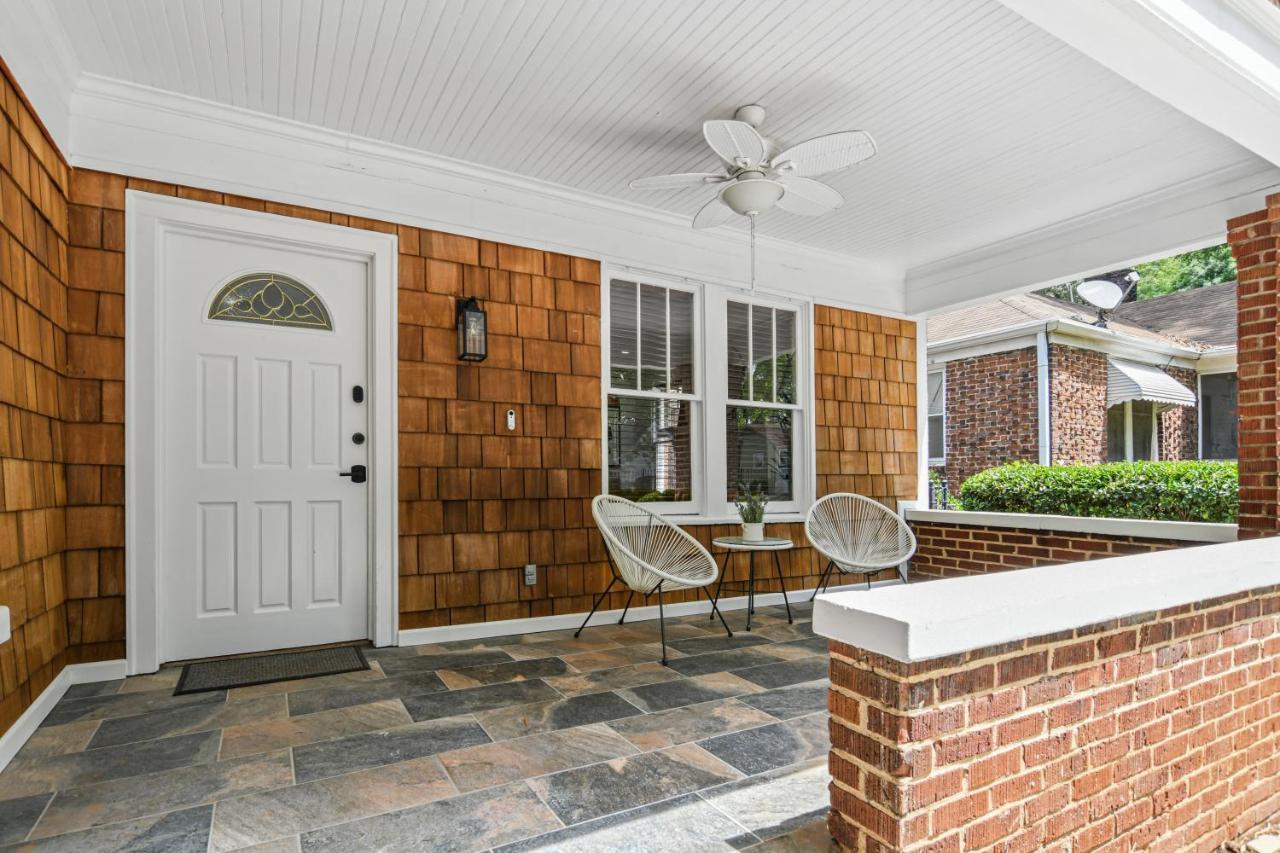 Sun Lit Bungalow With Good Vibes And Lots Of Wine - Designedbydom アトランタ エクステリア 写真